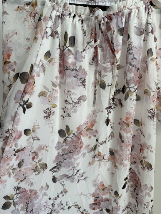 Красивое повседневное платье