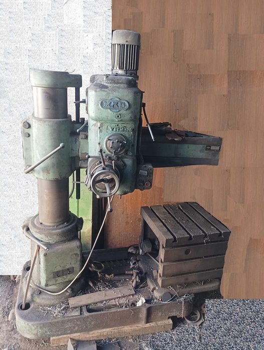 Ексцентър преси 25,63,100 работещи и на части;пресножици;радиално-пробивни машини;абкант;чук 250;тръбоогъваща машина;хидравлични преси;мостови кранове