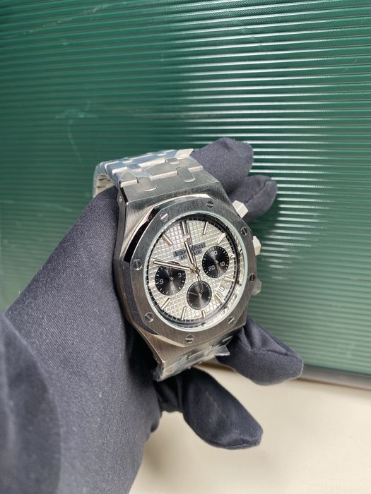 Часовник Audemars Piguet Offshore