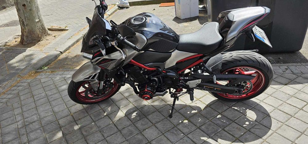 Kawasaki z900 full performance