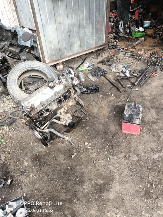 Продам (двигатель) блок галовка на  Мазда 626 2 объем