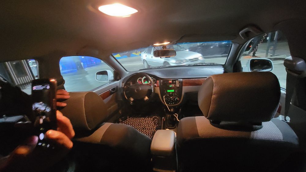 Легковые Автомобил