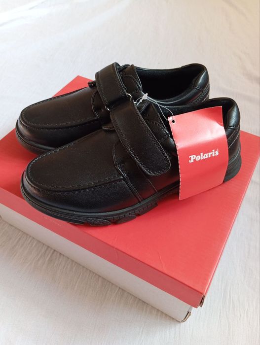 Продается зимние кроссовки