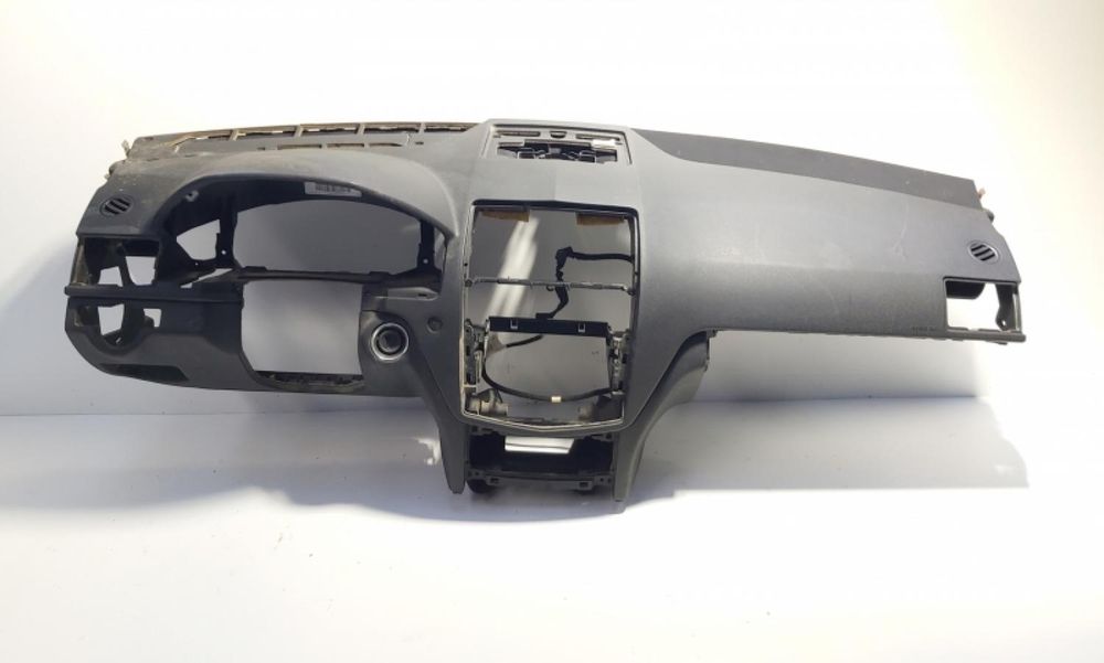 Plansa bord, Mercedes Clasa C (W204) vol pe stanga piesa originala