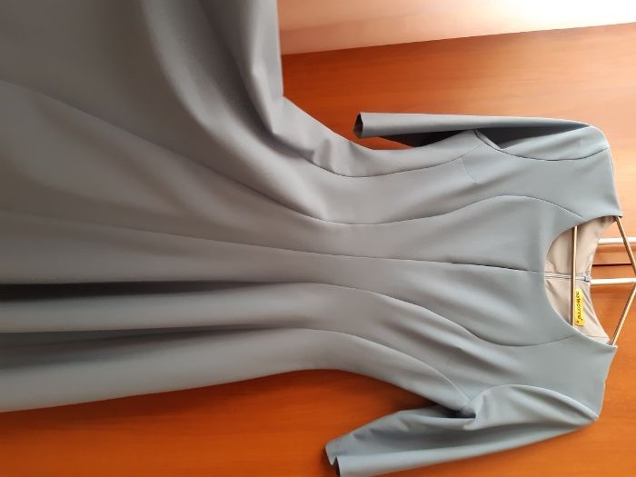 Платье красивое, б/у