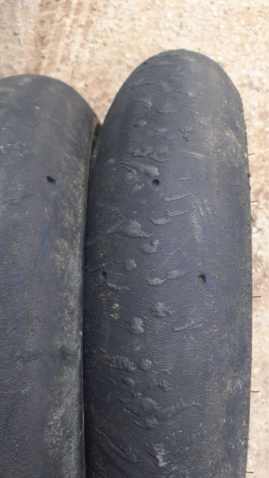 Сликове Michelin преден и заден