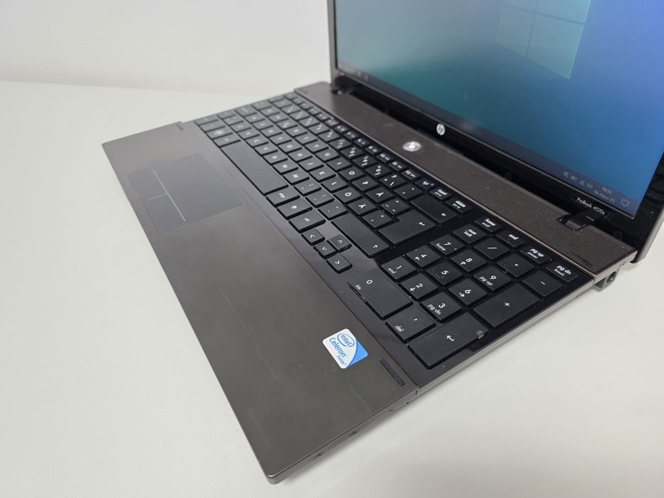 Laptop HP Probook metalic 15.6 SSD baterie NOUA impecabil .GARANTIE