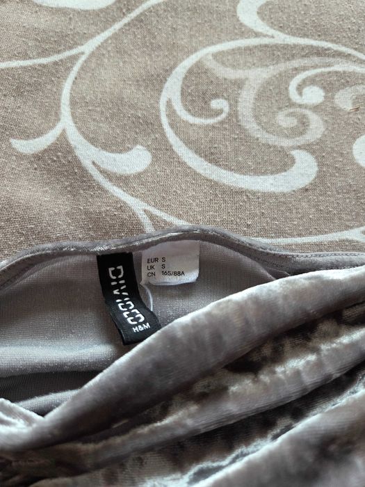 Топ,тенвска,къси дънки