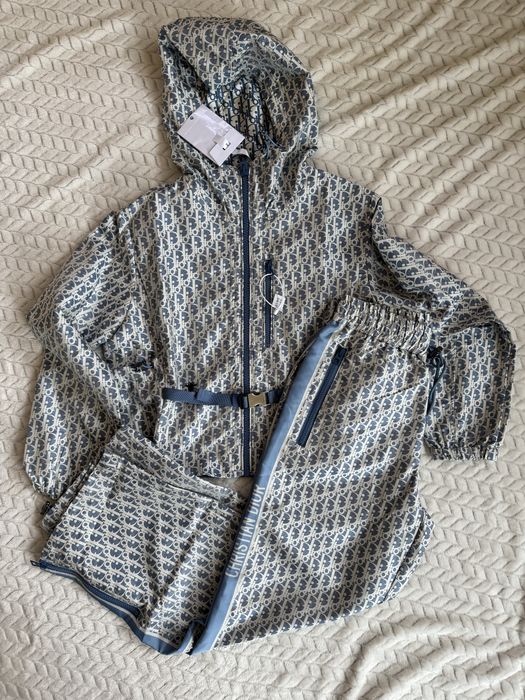 Дамски комплелт нов