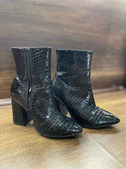 Дамски обувки- боти