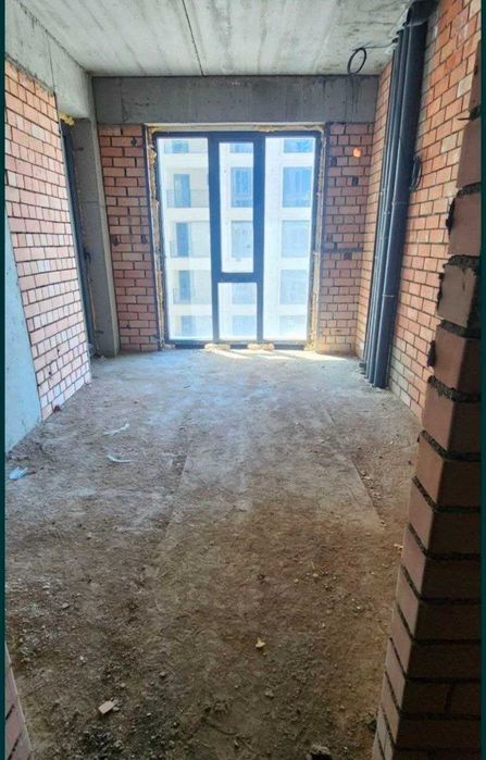 шахар марказида 2 хоналик квартира сотувда