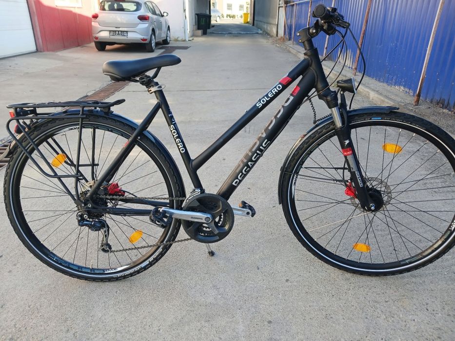 Vând bicicleta din aluminiu pentru damă