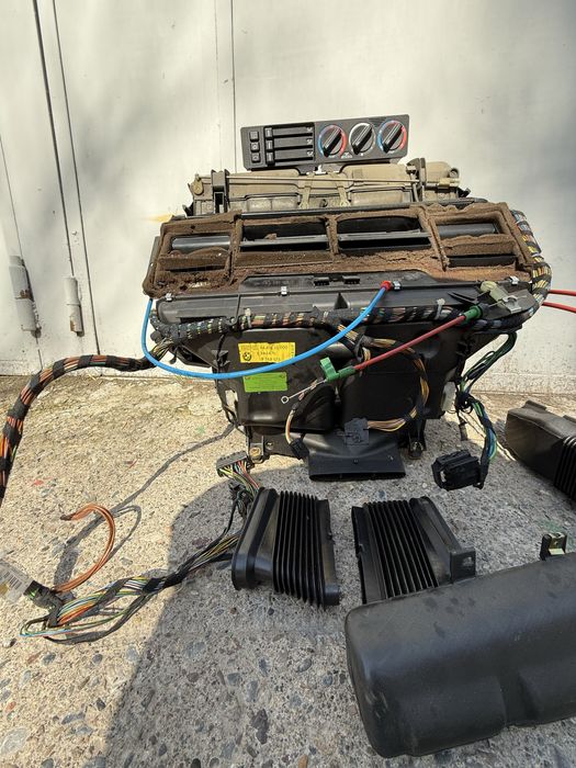 Печка BEHR с кондиционером на БМВ Е34