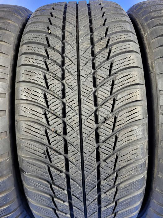 Vand set 4 anvelope an 2023 ca Noi m+s - 225 45 18 Bridgestone Blizzak