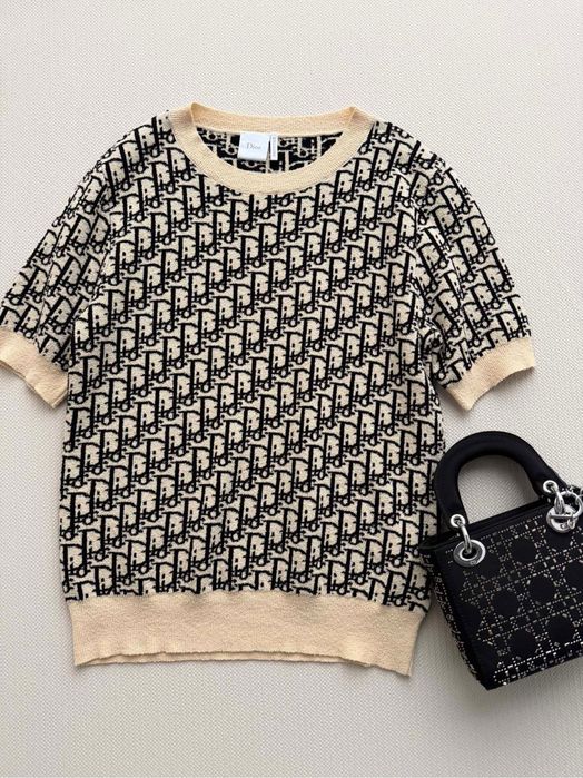 Tricou Dior , calitate premium , pe comanda , nou , M