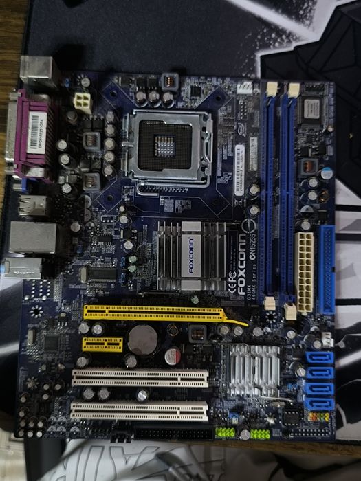 Продам 2 материнские платы