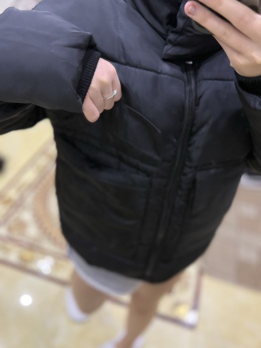 ПРОДАМ зимнюю куртку