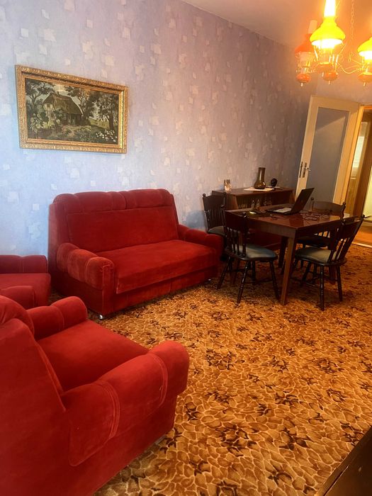 Продава се Тристаен апартамент в Добрич, Център - 93 кв.м за 987 €/кв.м - Снимка #2