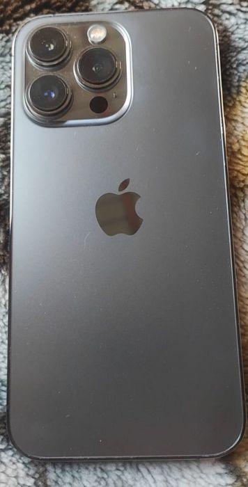 iPhone 13 pro в идеальном состоянии
