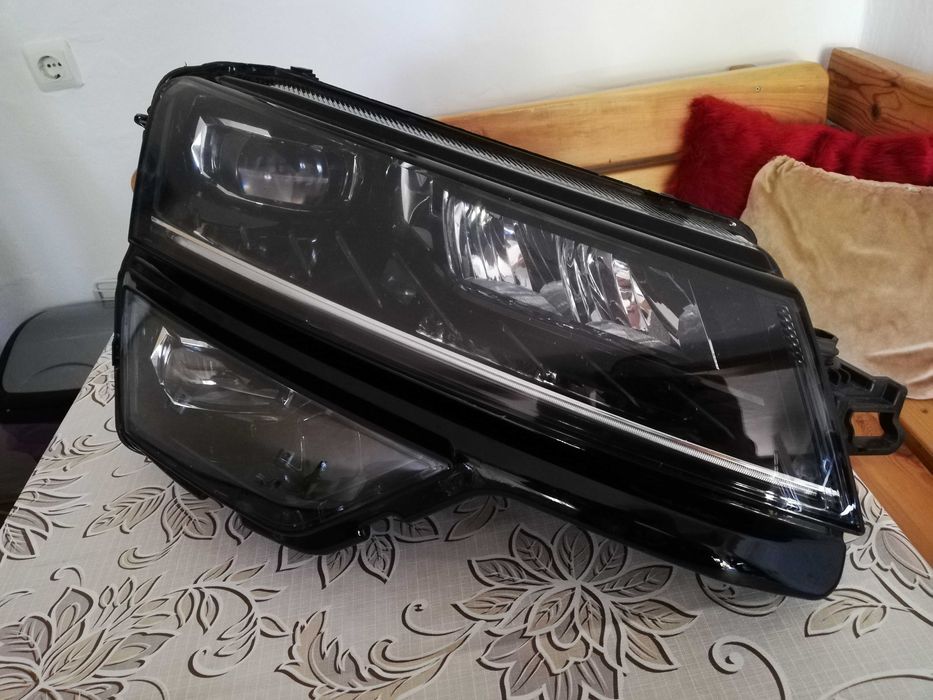 Фар Шкода Карок LED десен / Фар Skoda Karoq FULL LED десен Оригинаен