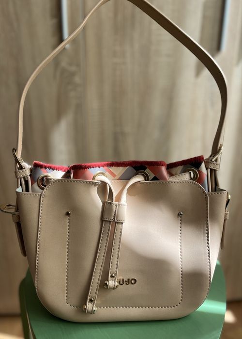 Дамска чанта LIU JO