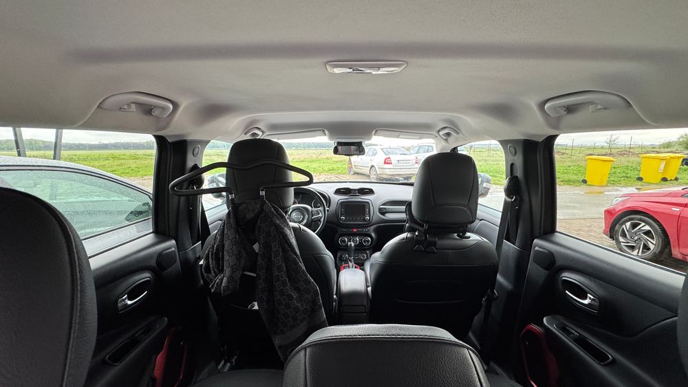 Jeep Renegate Vând/Schimb