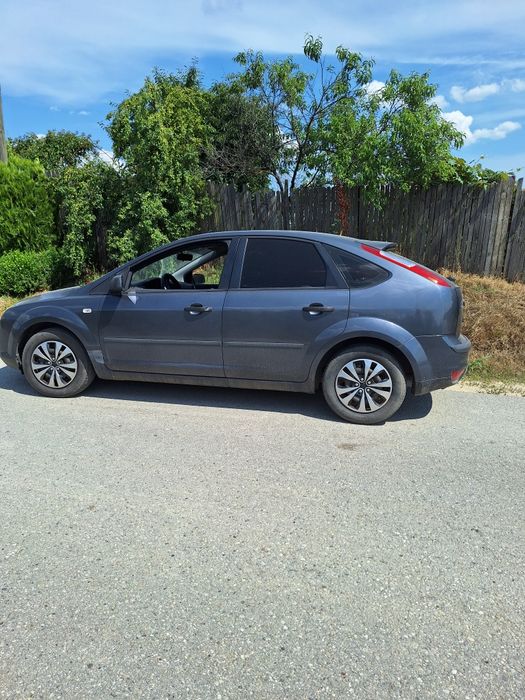 Vând Ford Focus II Hatchback 1.6 TDCi (90 CP) /2005, fără filtru particule -DPF, din fabrică.