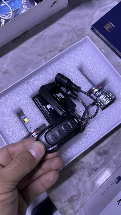 Продам ламплчки зикр. Есть разные цоколи. Ziker