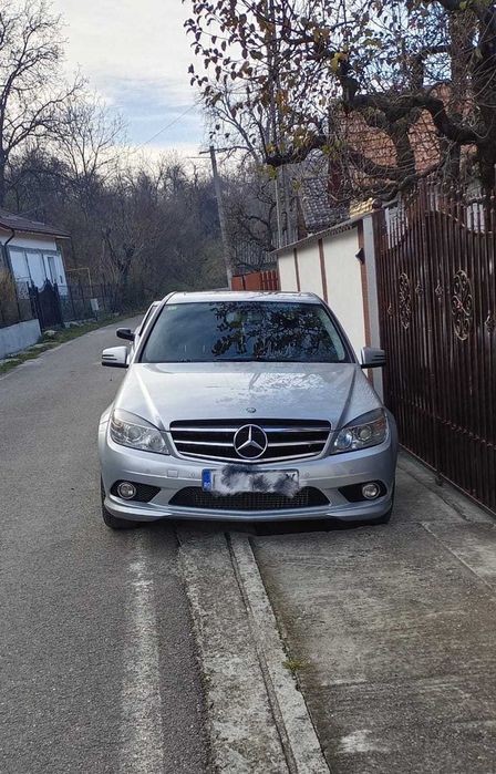 Mercedes-Benz c220