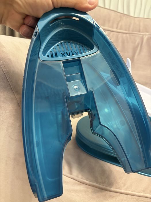 Stație de călcat Tefal Express Essential SV6131E0 – 2200W, 5.8 bari, nouă