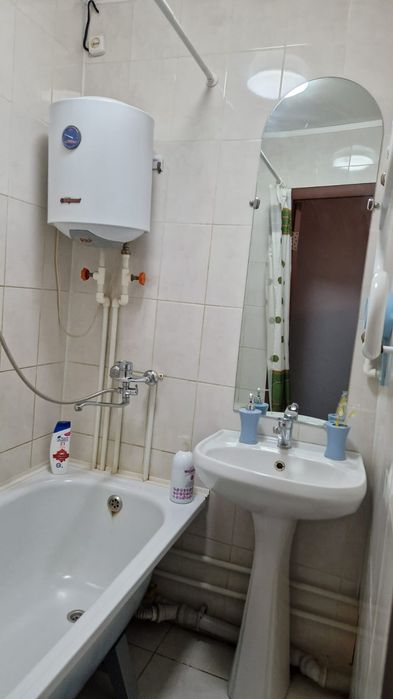 Сдаю посуточно 1-ком кв район Карзины