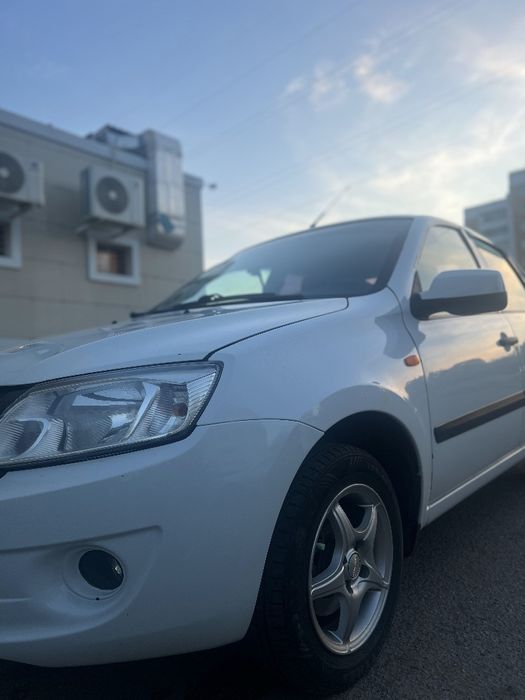 Продам Ваз Лада Granta 2190