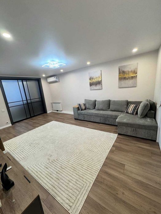 ПРОДАЖА: 2-к перепланированная в 3-к | Метро Новза