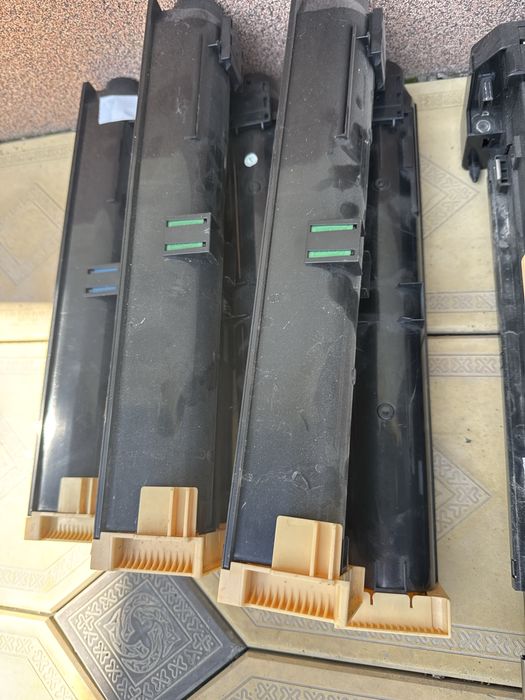 Продам картридж xerex