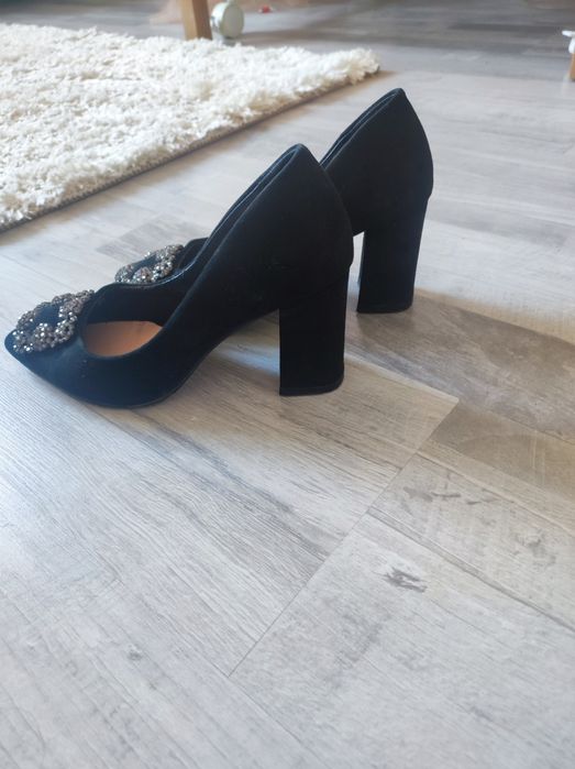 продам туфли в идеальном состоянии