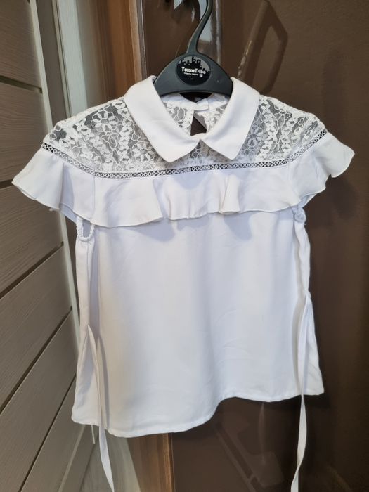 Школьные рубашки, блузки на девочку