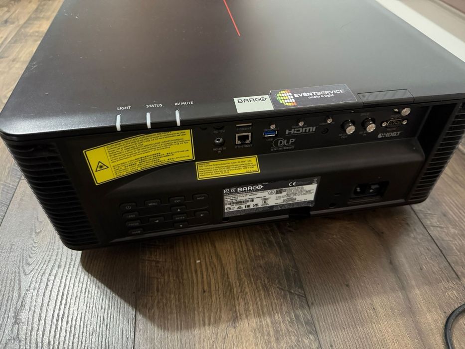 proiector Barco G62-w11