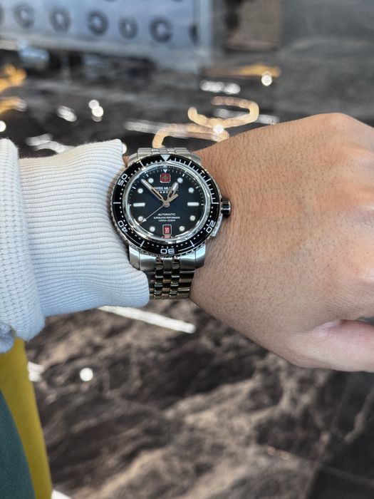 Swiss Military 1000m Diver