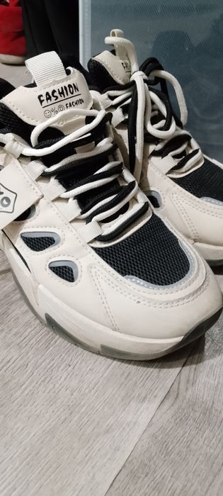 Продам обувь недорого