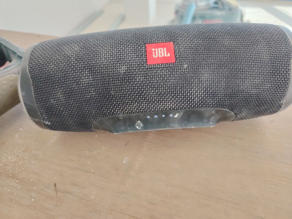 Преносима блутут колонка JBL Sharje 4