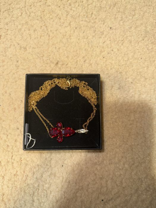 Камъни Swarovski бижу за корем