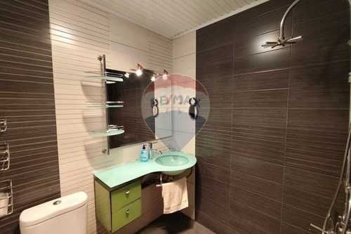 Продава се Тристаен апартамент в София, Център - 88 кв.м за 9 €/кв.м - Снимка #13