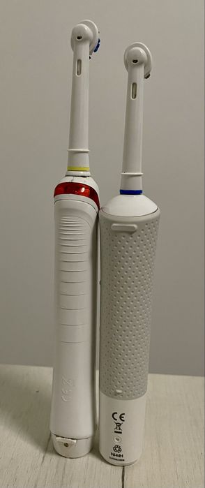 Електрическа четка за зъби “Oral B” 2 броя заедно