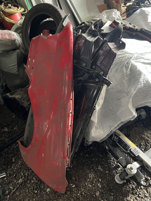 Продам крыло на бмв мерседс фольксваген