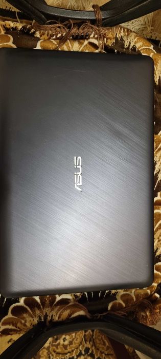 Ноутбук 2020 года, Asus Core-i7-8550u , ddr4 6GB , 240ssd