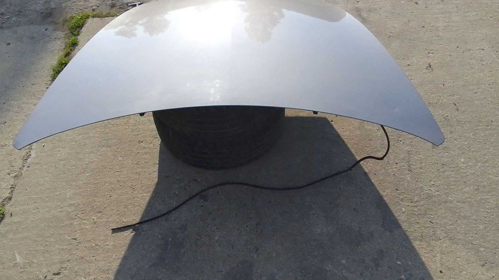 Преден капак Renault Laguna Coupe 2010г.