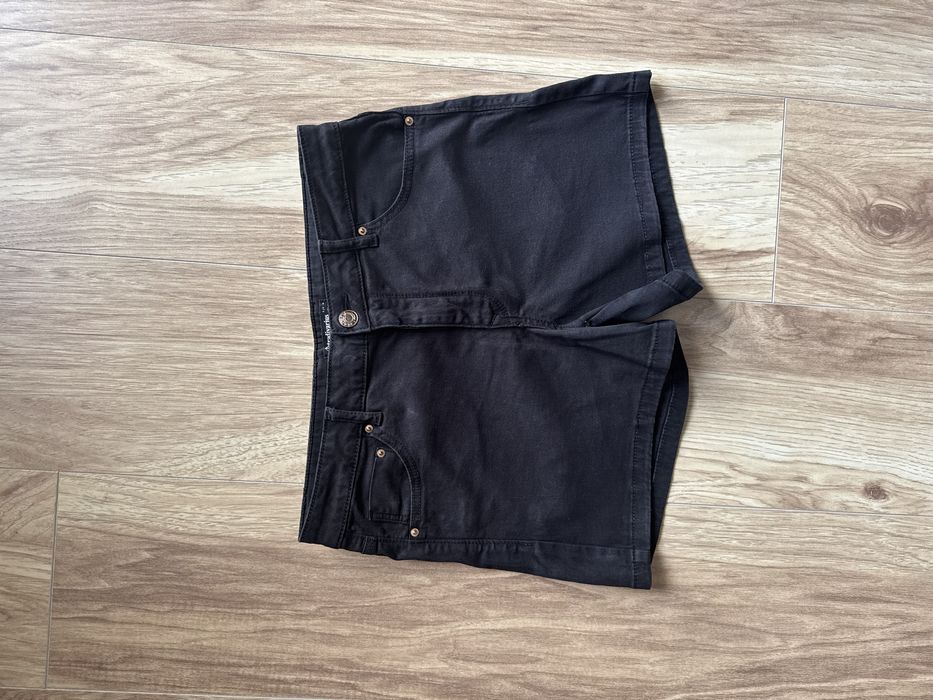 Черни къси дънкови панталонки, Stradivarius, S, €4,50