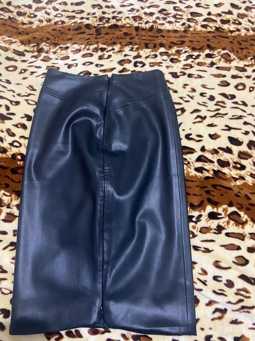 Продаю юбки  кожанные