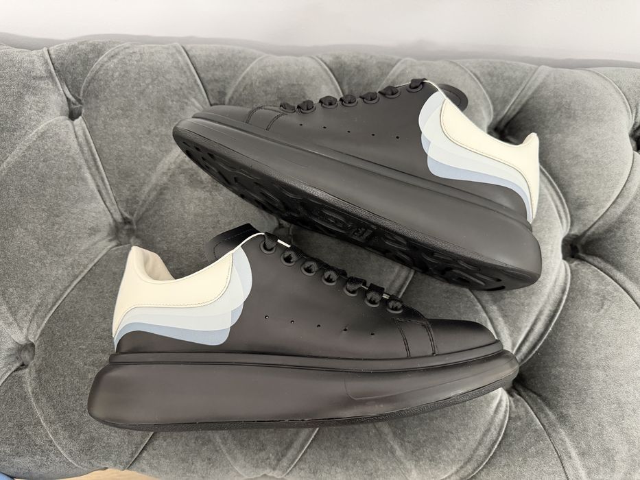 Alexandef mcqueen Oversized Sneaker 3-D Black White