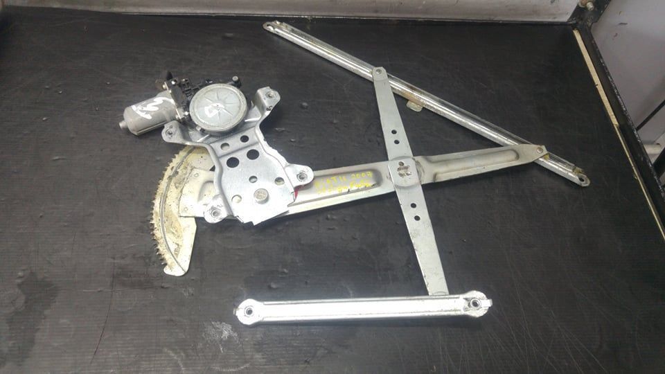 Macara motoras stanga fata fiat sedici 8353063j01 2621003391